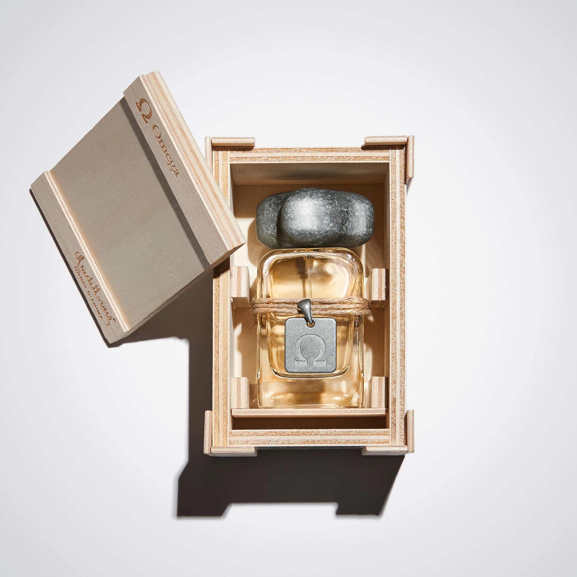 Omega-2-box