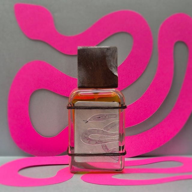 ORLO is the second creation of Versi Studio, which is an envisioned olfactive trilogy from Mendittorosa, exploring the relationship between poetry and perfumery.
The second in this trilogy, ORLO is inspired by the poem Edge written by one of the biggest female poets of the 20th century - Sylvia Plath.

Edge

The woman is perfected.
Her dead

Body wears the smile of accomplishment,
The illusion of a Greek necessity

Flows in the scrolls of her toga,
Her bare

Feet seem to be saying:
We have come so far, it is over.

Each dead child coiled, a white serpent,
One at each little

Pitcher of milk, now empty.
She has folded

Them back into her body as petals
Of a rose close when the garden

Stiffens and odors bleed
From the sweet, deep throats of the night flower.

The moon has nothing to be sad about,
Staring from her hood of bone.

She is used to this sort of thing.
Her blacks crackle and drag.

Sylvia Plath, “Edge” from Collected Poems. Copyright © 1960, 1965, 1971, 1981 by the Estate of Sylvia Plath. Editorial matter copyright © 1981 by Ted Hughes. Used by permission of HarperCollins Publishers.

Source: Collected Poems (HarperCollins Publishers Inc, 1992)

#mendittorosa #orlo #poetry #perfume #parfum #fragrance #snake #serpent